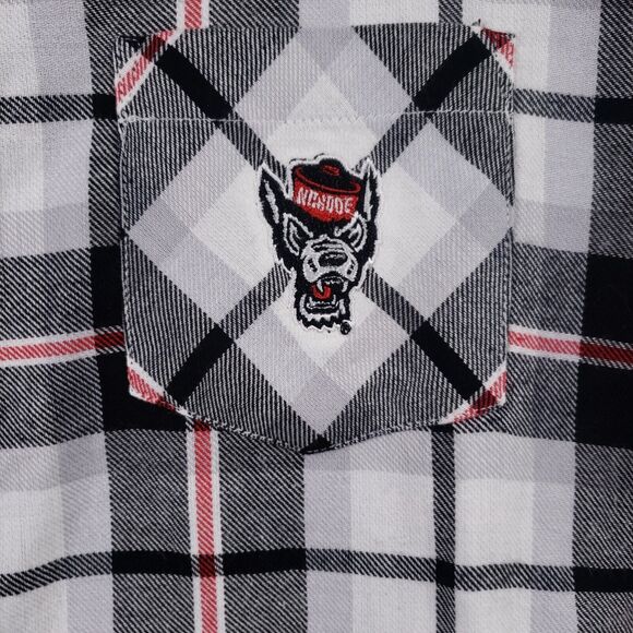 NC State Wolfpack Shirt Women's Medium Flannel Relaxed Fit Roll Up Sleeves Plaid - Picture 4 of 12